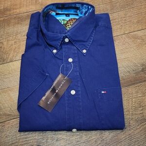 NWT Tommy Hilfiger Mens Short Sleeve Dress Shirt